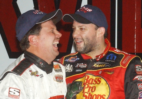 Last year's runner-up Tony Stewart (right) and Donnie Moran. (Jeff Bylsma)