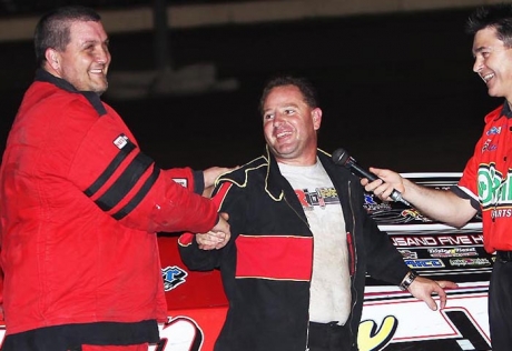 Runner-up Kenny Merchant (left) congratulates winner James Ward. (ronskinnerphotos.com)