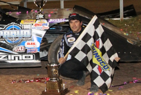 Jeff Provinzino captured his third Silver 1000 trophy. (Ken Johnson)