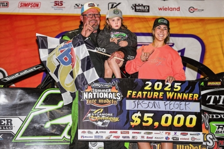 Jason Feger earned $5,000 at Sycamore Speedway. (Tyler Carr)