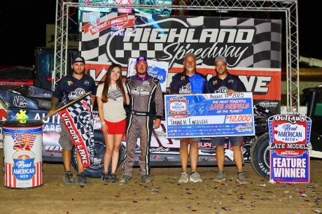 The winning Coltman Farms Racing team. (Mike Ruefer)