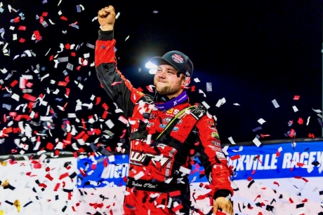 Hudson O'Neal in victory lane. (heathlawsonphotos.com)