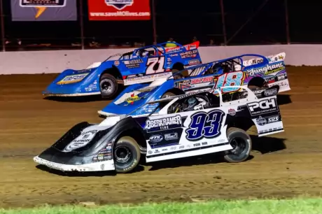 Mason Oberkramer (93) heads for a fifth-place finish. (heathlawsonphotos.com)
