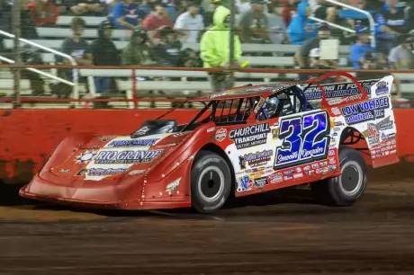 Bobby Pierce rallies from 20th at Wheatland. (heathlawsonphotos.com)