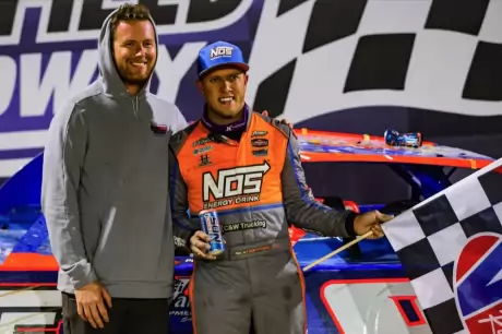 Track owner Matt Tifft and winner Nick Hoffman. (Jack Reitz photo)