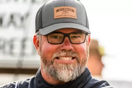 Jonathan Davenport (heathlawsonphotos.com)