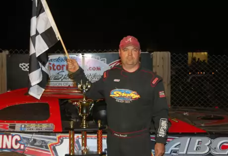 Anthony Burroughs visits victory lane in Clarksville. (Connie Putnam)