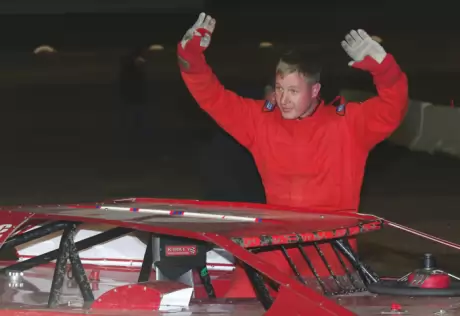 Scott Lewis celebrates. (Phil Pietrowski)