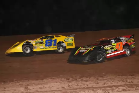 Anderson held off Casey, but was DQ'd after the race. (Ken Johnson)