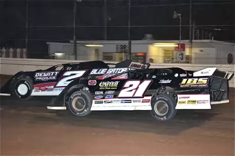 Brandon Dewitt (2) held off Ivedent Lloyd Jr. (21) late at Waycross. (Troy Bregy)